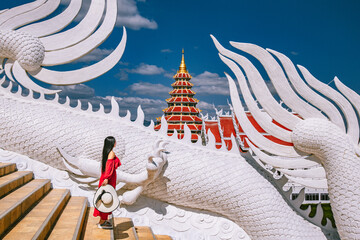 Wat Huay Pla Kang, white big buddha and dragons in Chiang Rai, Chiang Mai province, Thailand - obrazy, fototapety, plakaty