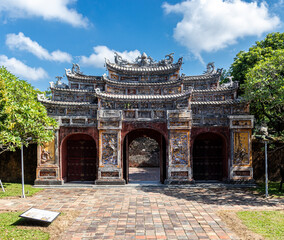 Fototapeta premium Porte de la Cité impériale à Hué, Vietnam
