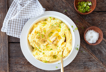 Hausgemachter Kartoffelstampf mit Butter