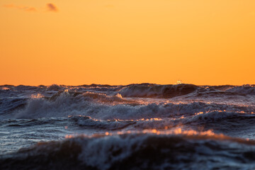 Fototapeta na wymiar Sunset evening by the sea.