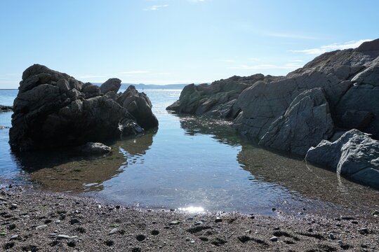 devon coast remote rocky beaches in summer