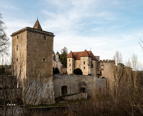 Obraz premium Old streets and medieval castles of a small Burgundy town