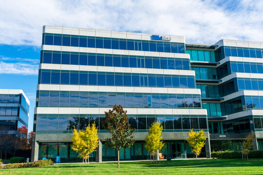 Ellie Mae headquarters building facade. Ellie Mae is a software company that processes 35 percents of U.S. mortgage applications. - Pleasanton, California, USA - 2020