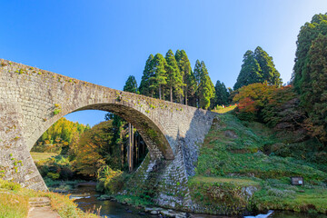 Fototapeta na wymiar 秋の通潤橋　熊本県上益城郡　Autumn Tsujun-kyo (Tsujun Bridge) Kumamoto-ken Kamimashiki-gun