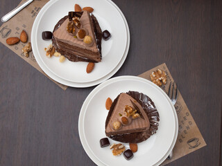 ナッツとチョコレートケーキ
