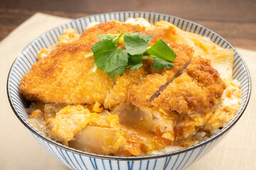 かつ丼