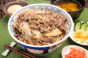 牛丼 テーブル