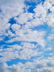 Obraz premium 青空と雲 背景 素材