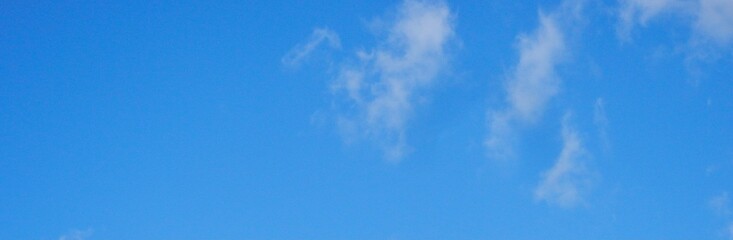 青空と雲　背景　素材