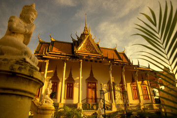 CAMBODIA PHNOM PENH ROYAL PALACE