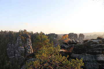 nationalpark säschische schweiz bastei dresden elbe elbtal elbsandsteingebirge gebirge wandern...