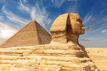Foto op Canvas The Great Sphinx and the Pyramid of Cheops, Giza, Egypt © AlexAnton