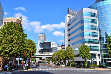 茅場町交差点からの首都高速6号線方面の景色