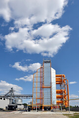 Building Exterior, Storage and drying of grains, wheat, corn, soy, sunflower