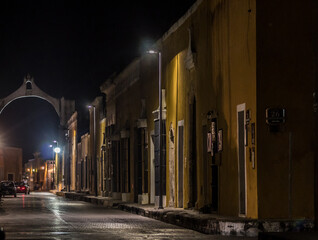 Izamal de noche