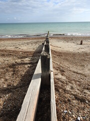 Obraz premium Breakwater and the sea