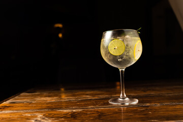 alcoholic drinks made with fresh fruit