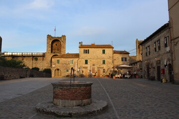 Fototapeta premium town square
