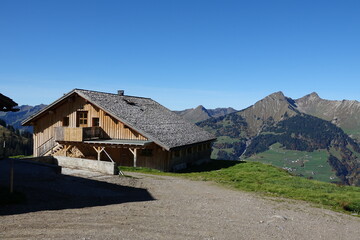 Fototapeta na wymiar Oberpartnom bei Sonntag, Vorarlberg