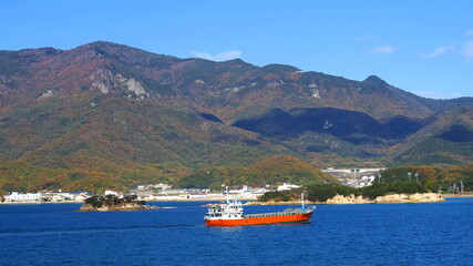 小豆島内海湾からの寒霞渓2