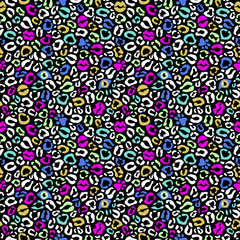 Leopard skin and pink lips seamless pattern. Fashion animal background in neon colors