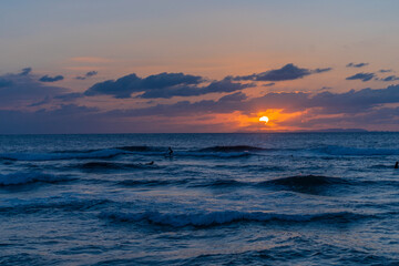 Obraz premium sunset surf