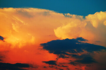 Naklejka na ściany i meble Beautiful clouds and sky during twilight hour