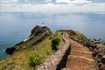Phare de Gonçalo Velho sur une île de Santa Maria aux Açores