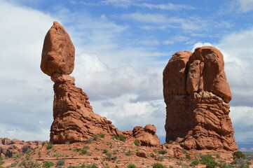 Fototapeta na wymiar Balanced Rock, Arches National Park, Utah