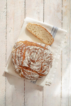 Spelt bread with emmer flour