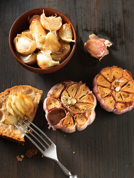 Baked garlic