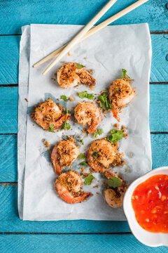 Shrimp marinated in coconut salt