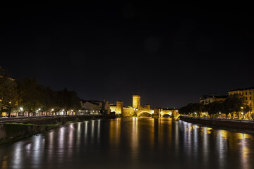 Fototapeta na wymiar night view of the bridge in the old town