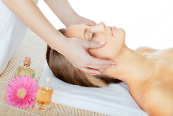 Obraz na płótnie Canvas Woman Having a Head Massage