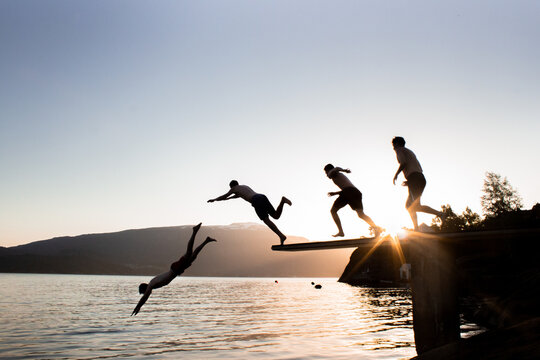 Jondal diving