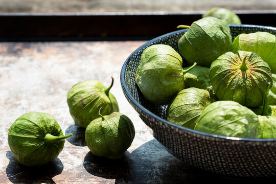 Tomatillos (green tomatoes, Mexico)