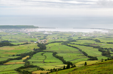 Fototapeta na wymiar Panorama Ile Terceira aux Açores depuis point de vue Serra do Cume