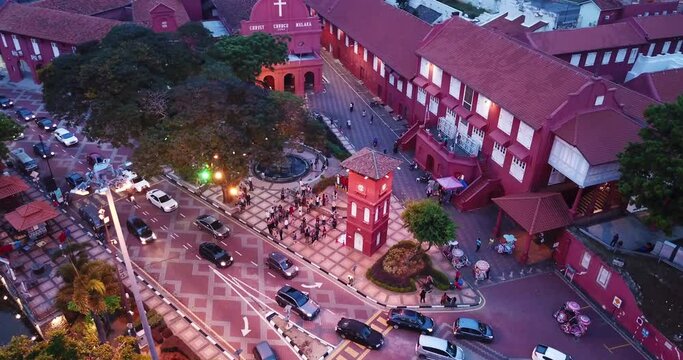 4K DRONE FOOTAGE MELAKA STADTHUYS & CLOCK TOWER AT NIGHT
