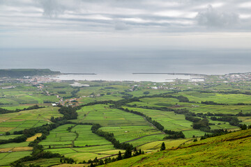 Obraz premium Panorama Ile Terceira aux Açores depuis point de vue Serra do Cume