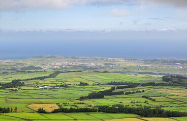 Fototapeta na wymiar Panorama Ile Terceira aux Açores depuis point de vue Serra do Cume
