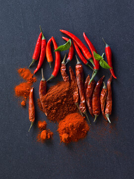 Chili peppers and chili powder