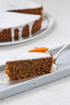 Carrot cake with lemon glaze