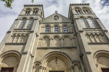 Fototapeta premium Saint-Vincent-de-Paul church - parish church in city of Le Havre in Seine-Maritime dedicated to Saint Vincent de Paul. Built between 1849 and 1860 in neo-Roman style. Le Havre, France.