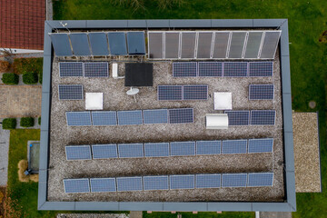 Solarpanel auf Dach, Ökologisch, Nachhaltig