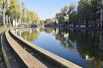 Canal Saint-Martin &agrave; Paris, France