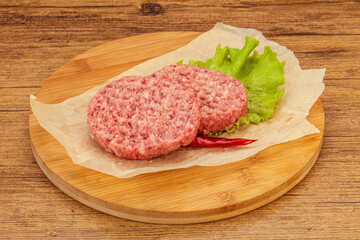 Raw beef cutlet for burger