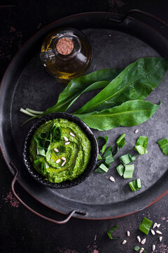 Wild garlic pesto