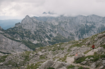 Fototapeta premium Hiking in Dachstein mountains (Dachsteingebirge
