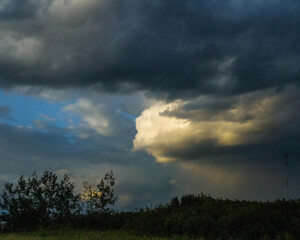 The Canadian prairie sky - low resolution