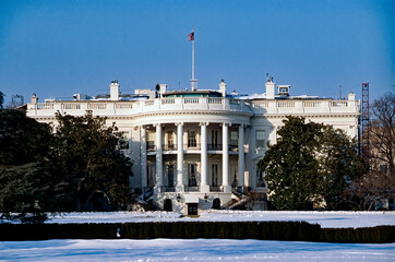 Washington, DC, USA, January 6, 1996 .
The South side of the White House after a blizzard which dumped 3 feet of snow on the city